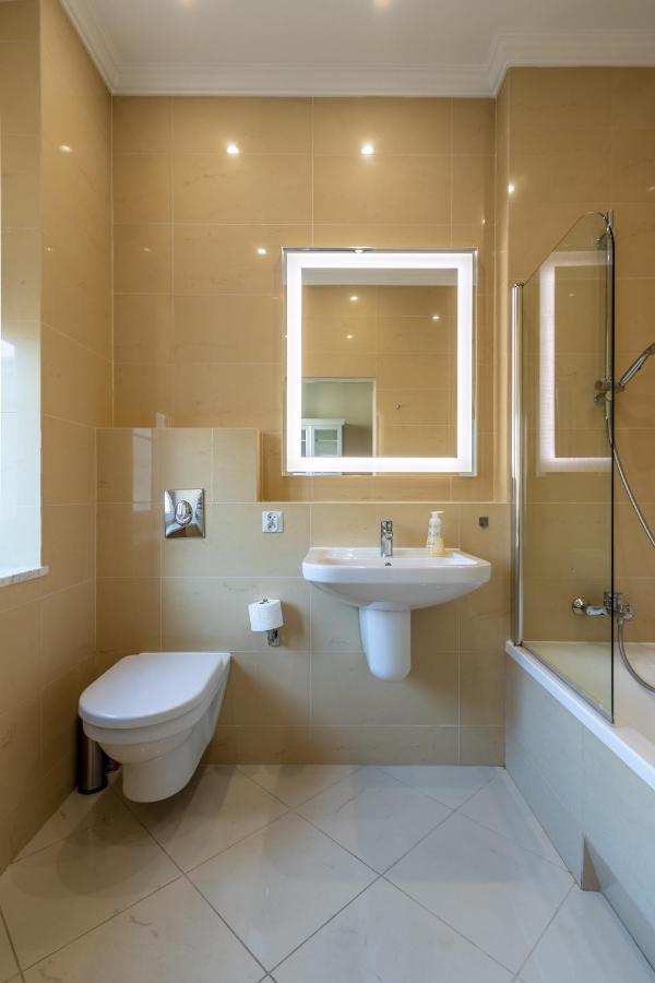 Apartament Luster I Obrazow Варшава Екстер'єр фото